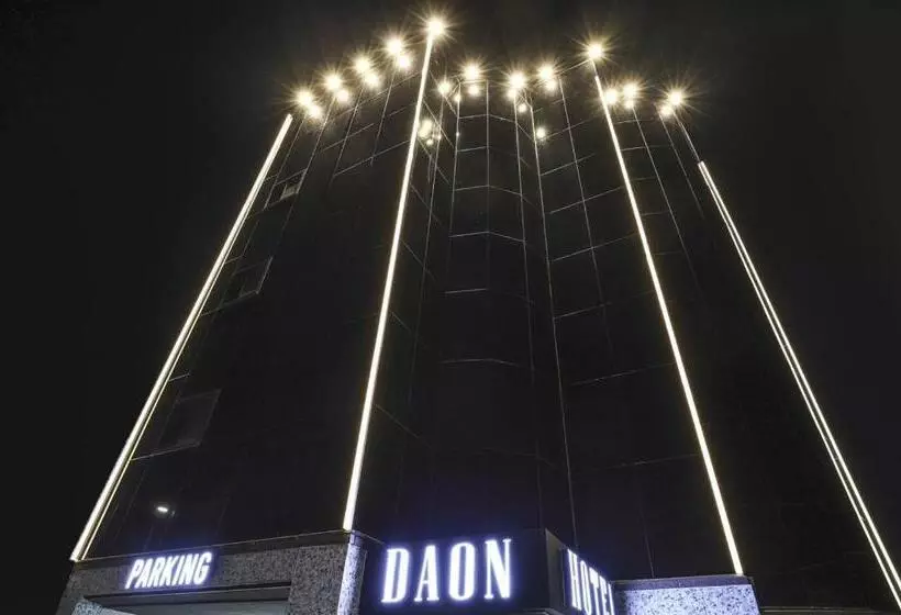 مُتل Daon