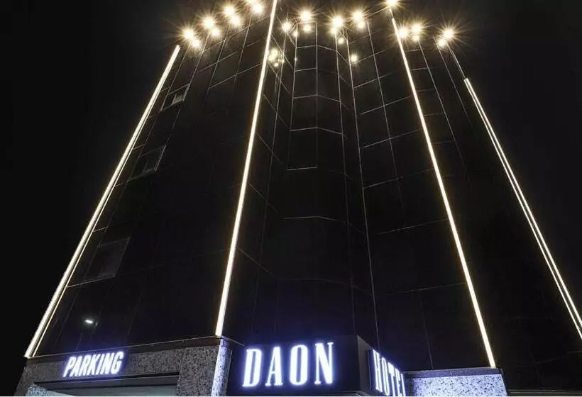 مُتل Daon