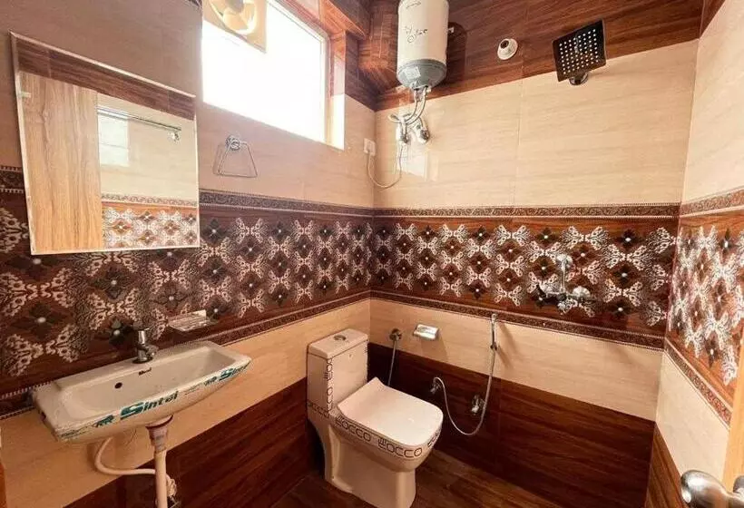 Oyo Hotel Aryan