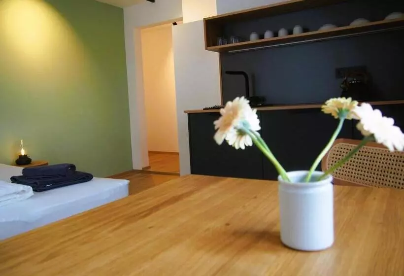 Majatalo Alte Seifensiederei   Jane