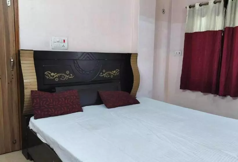 ペンション Vandana Ji Guest House 2bhk, 4bhk
