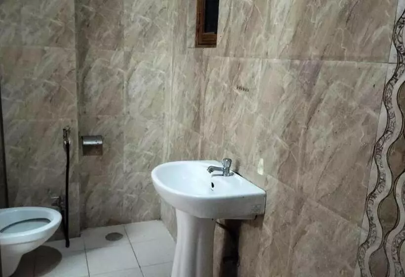 ペンション Vandana Ji Guest House 2bhk, 4bhk