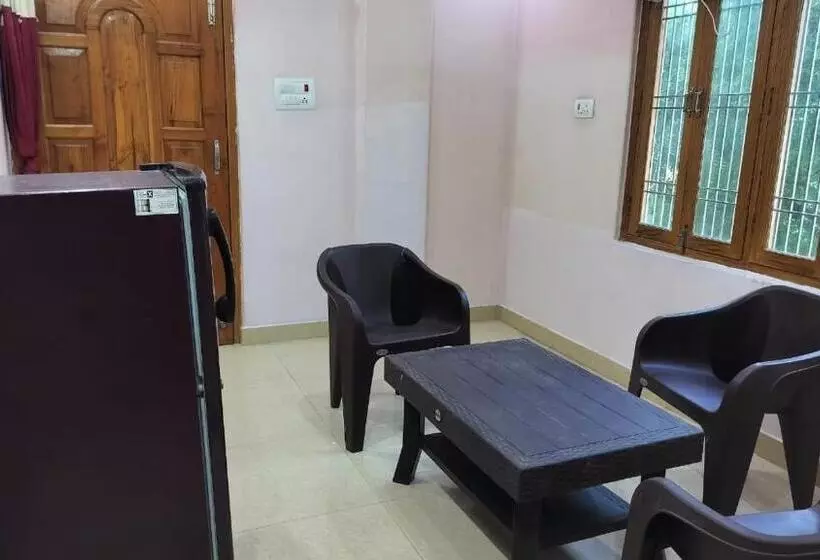 ペンション Vandana Ji Guest House 2bhk, 4bhk