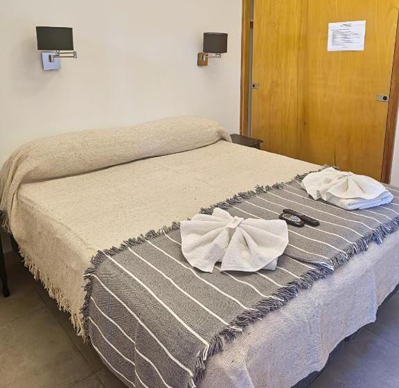 Ribera Sur Hotel   Los Algarrobos   Tanti