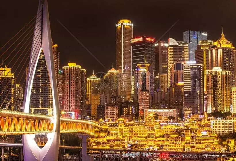 Wuyu Hotel, Smart Park & Happy Valley Jinshansi Metro