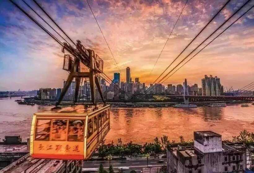 Wuyu Hotel, Smart Park & Happy Valley Jinshansi Metro