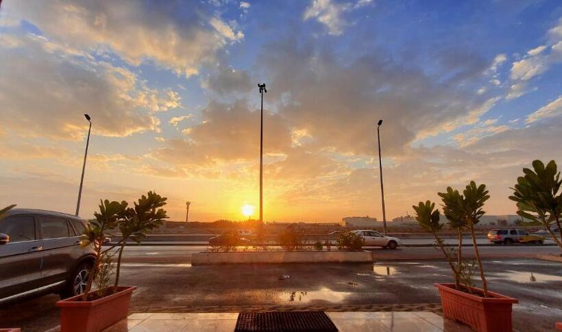 فندق صغير وطن