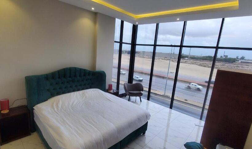 فندق صغير وطن