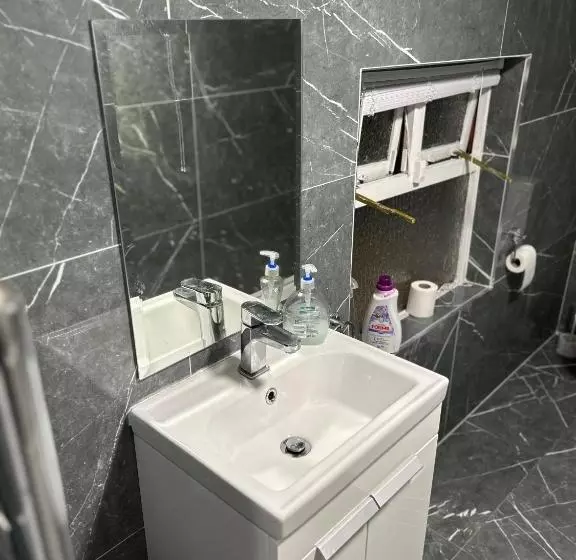 Ostello Shared Room