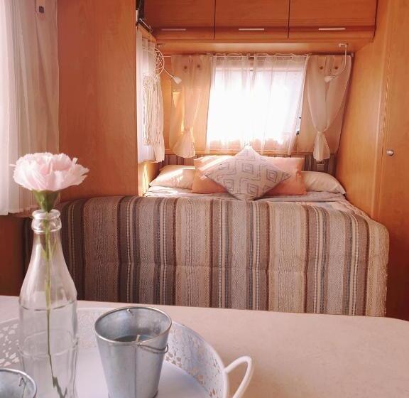 צימר La Roulotte Oneheart