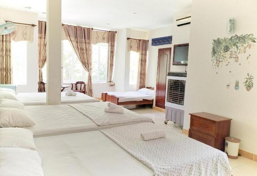 تختخواب و صبحانه Motel Phương Hồng