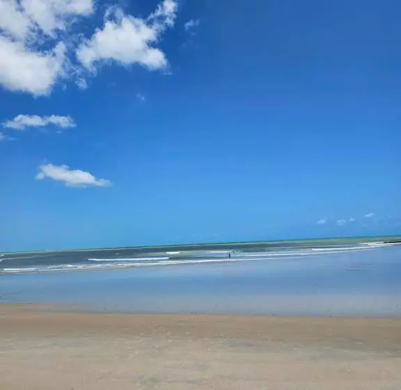 Aamiaismajoitus (B&B) Vila Mandakaru