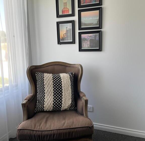 住宿加早餐  Vineyard Views Rutherglen