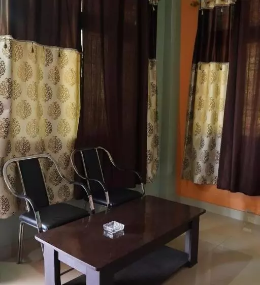 ホテル Chail Alone Inn