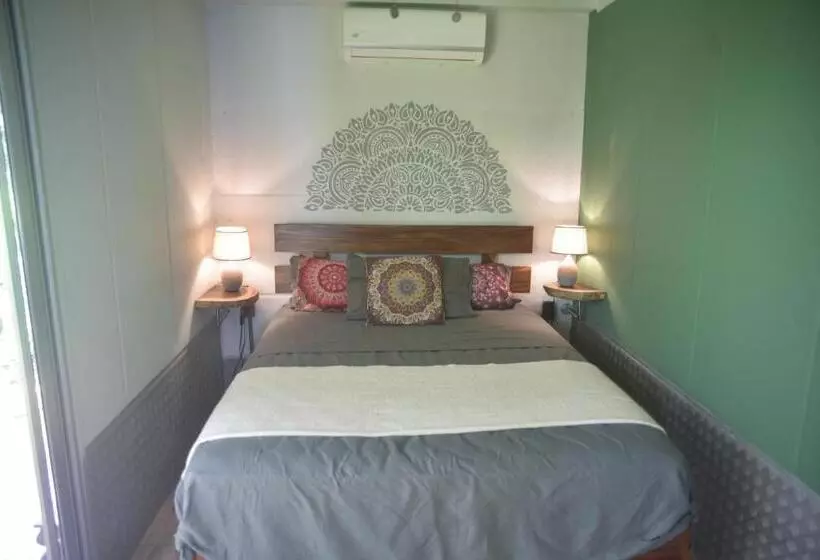 カプセルホテル Alegria River Hideaway And Retreats