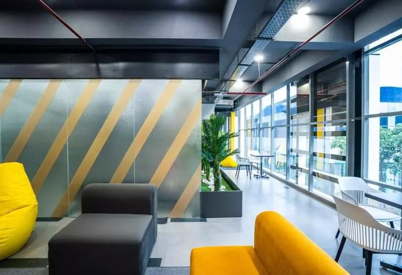 Kapselihotelli Naptapgo   Japanese Premium Pod Hotel   Walk To Noida Electronic City Metro! Wifi, Lounge