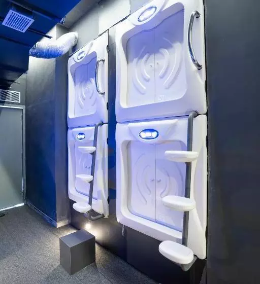 Kapselihotelli Naptapgo   Japanese Premium Pod Hotel   Walk To Noida Electronic City Metro! Wifi, Lounge