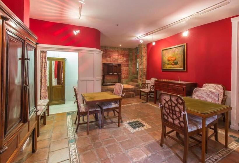 Hotel El Mirador De Las Jaras