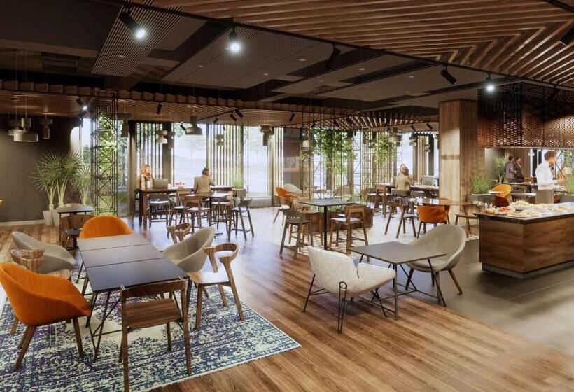 Отель Ibis Styles Sibiu Arsenal