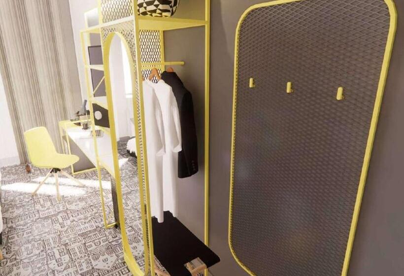 Отель Ibis Styles Sibiu Arsenal