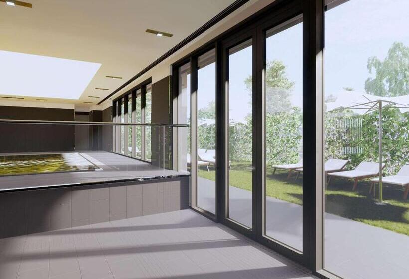 Отель Ibis Styles Sibiu Arsenal