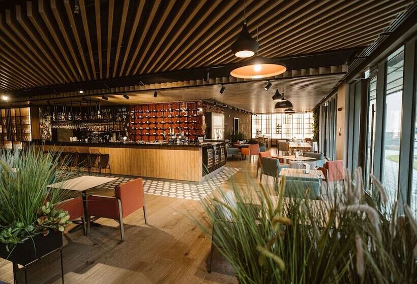 Отель Ibis Styles Sibiu Arsenal