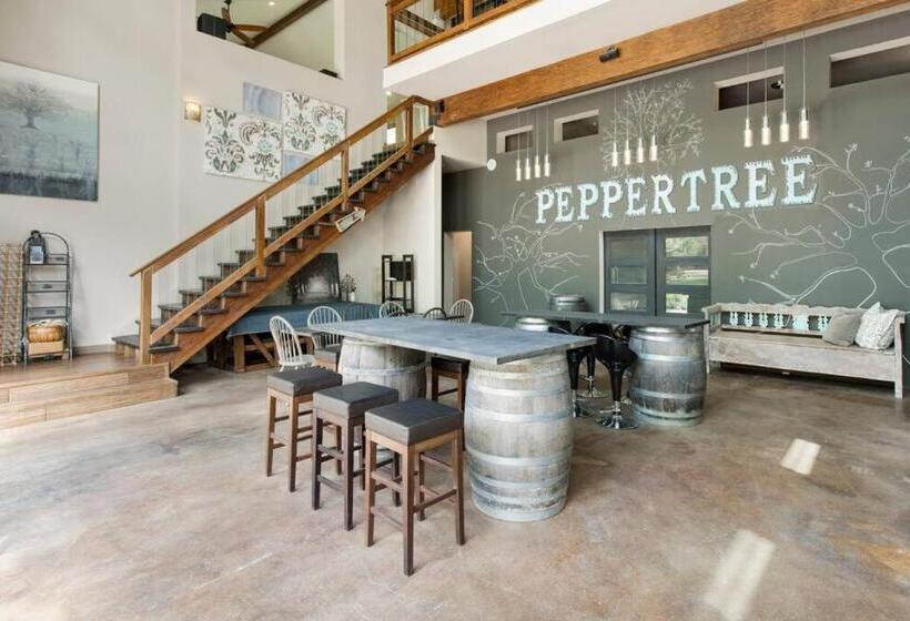 ホテル Peppertree Canyon 7bd 6.5ba Luxe Urban Winery