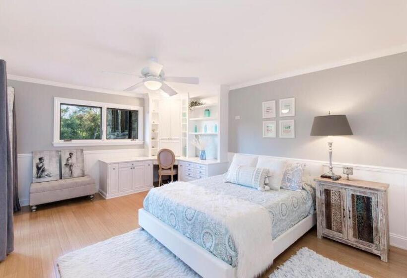 ホテル Peppertree Canyon 7bd 6.5ba Luxe Urban Winery