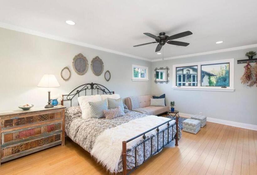 ホテル Peppertree Canyon 7bd 6.5ba Luxe Urban Winery