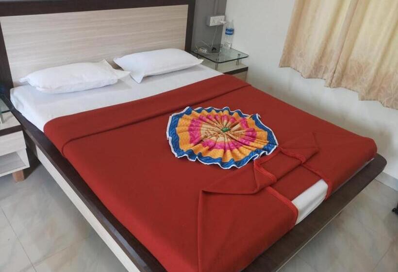 Отель Sai Sagar Beach Niwas