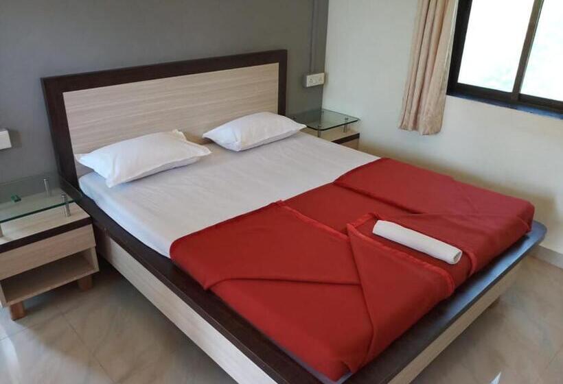 Отель Sai Sagar Beach Niwas