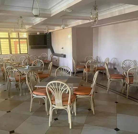 هتل Silver Slopes Resort And Spa