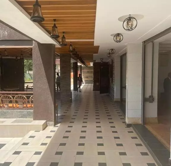 هتل Silver Slopes Resort And Spa