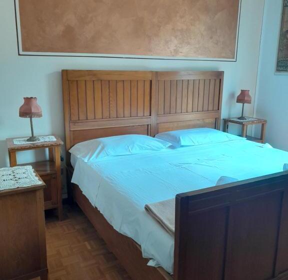 Отель Villa Rosa