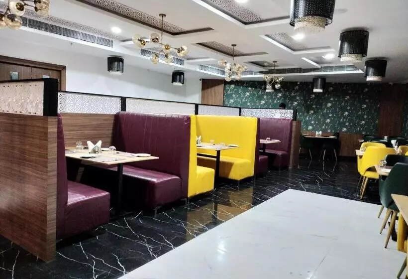 Hotelli Vinayak International