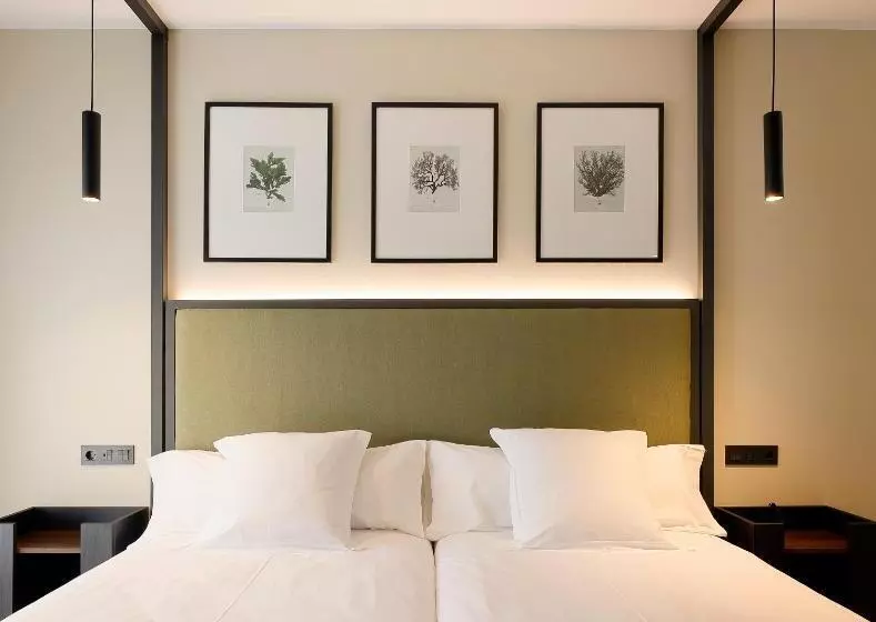 Nuvō Hotel Boutique