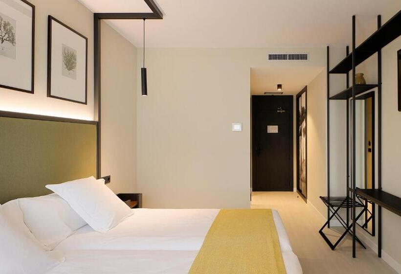 Nuvō Hotel Boutique