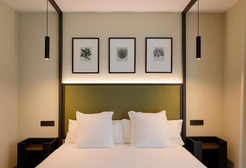 Nuvō Hotel Boutique