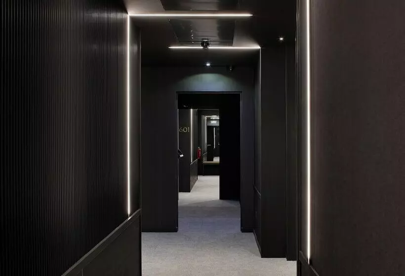 Nuvō Hotel Boutique