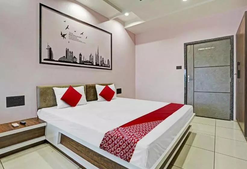 Oyo Flagship Hotel Barsana