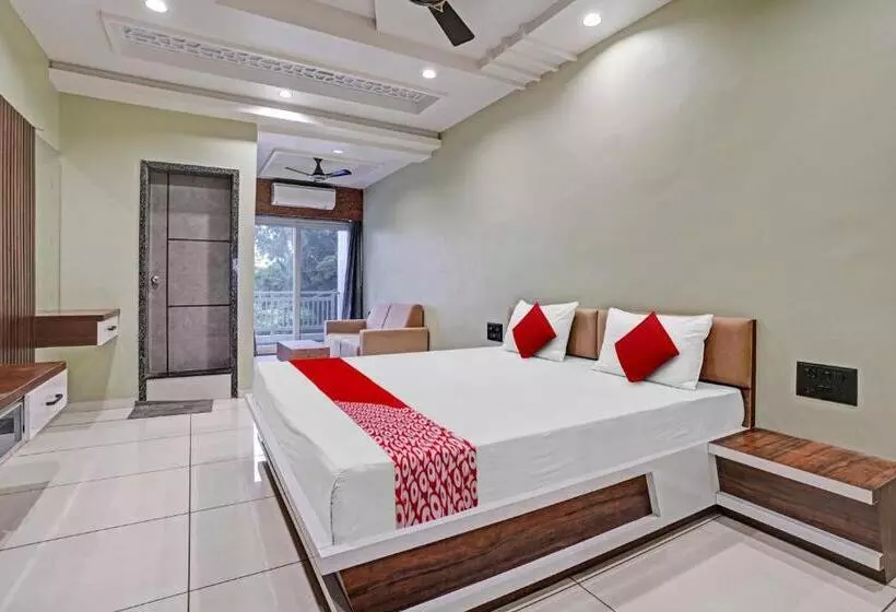 Oyo Flagship Hotel Barsana