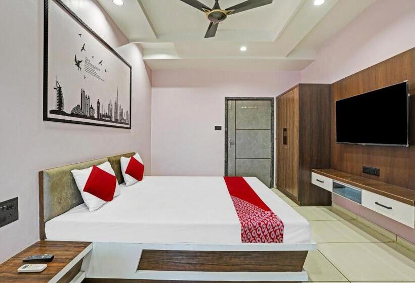 Oyo Flagship Hotel Barsana