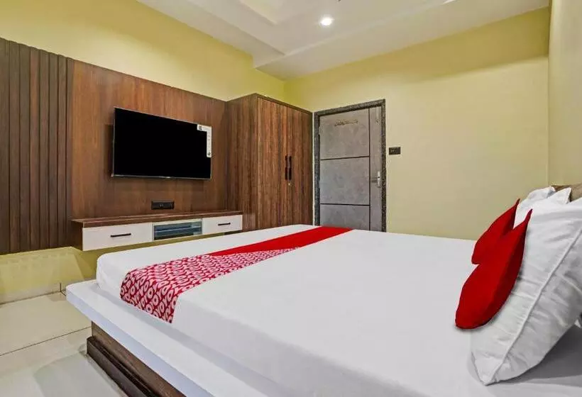 Oyo Flagship Hotel Barsana