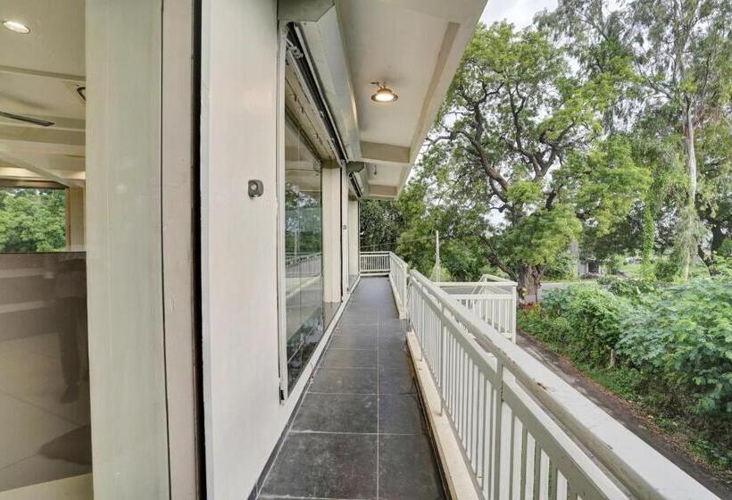 Oyo Flagship Hotel Barsana