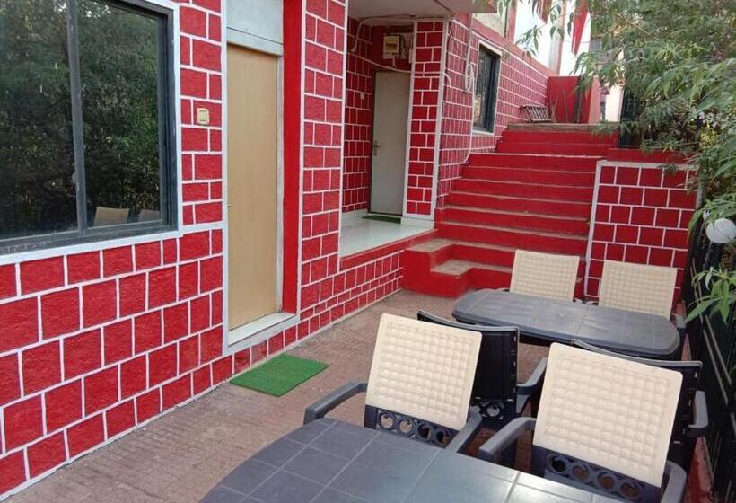 پانسیون Altaf S Motel