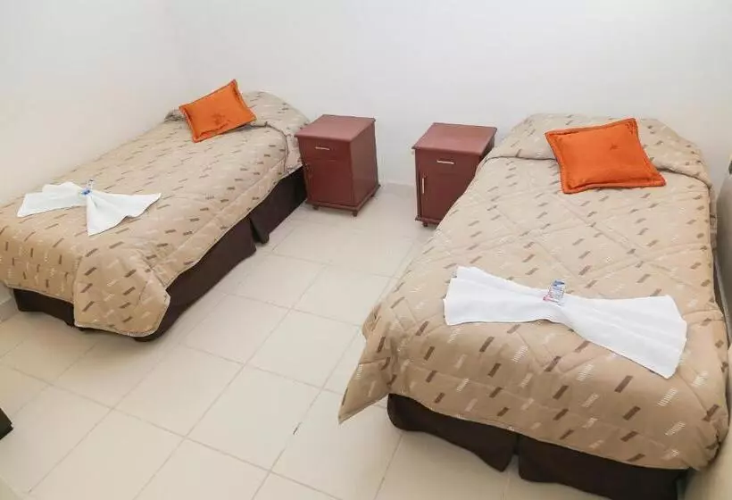 پانسیون Hostal Punta Arenas