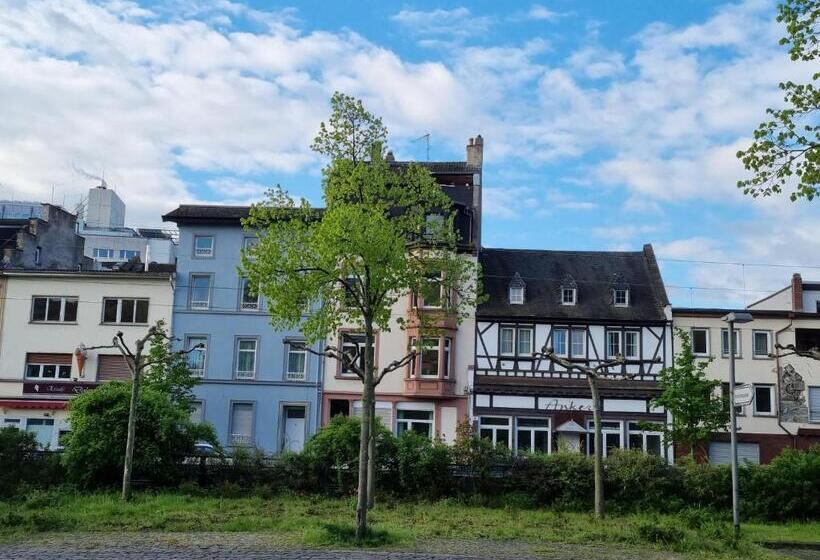 פנסיון Only For Women On Tour