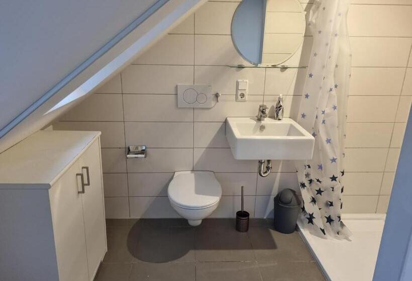 פנסיון Only For Women On Tour