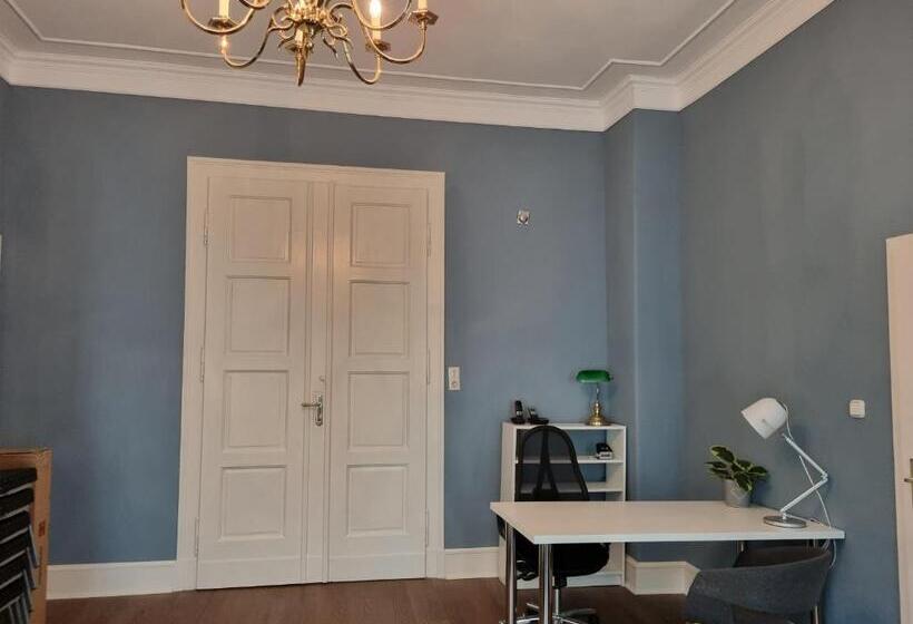 פנסיון Only For Women On Tour