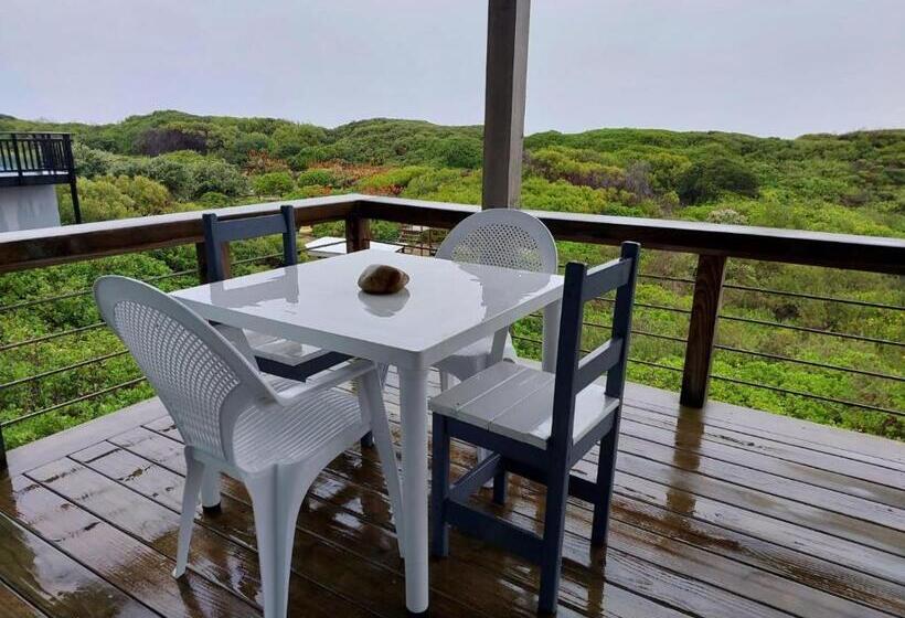 بنسيون Pebbles & Sunsets